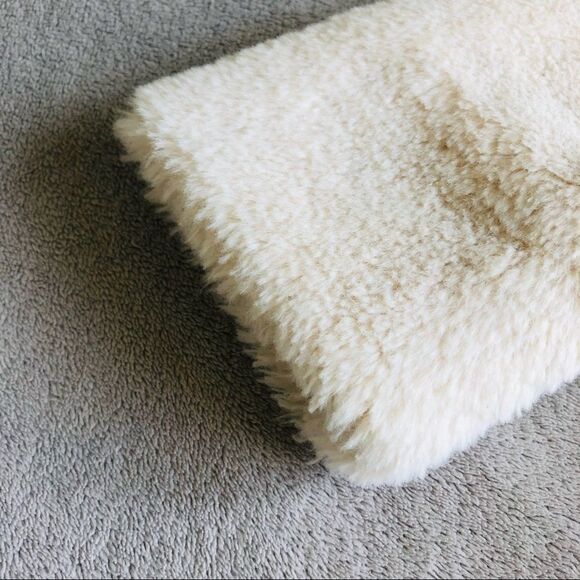 Lemon Tree Faux Fur Jacket - Picture 9 of 11